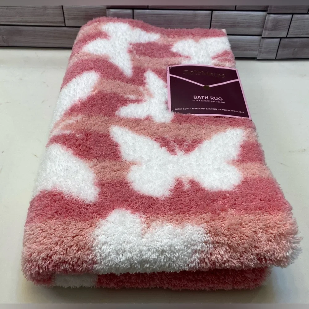 Solemates ❤️ Butterfly Super Soft Cozy Bath Rug 20x32” Pink/White NWT